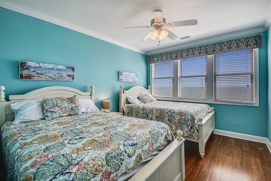 Vacation House for 36 Guests in Ingram Beach, North Myrtle Beach