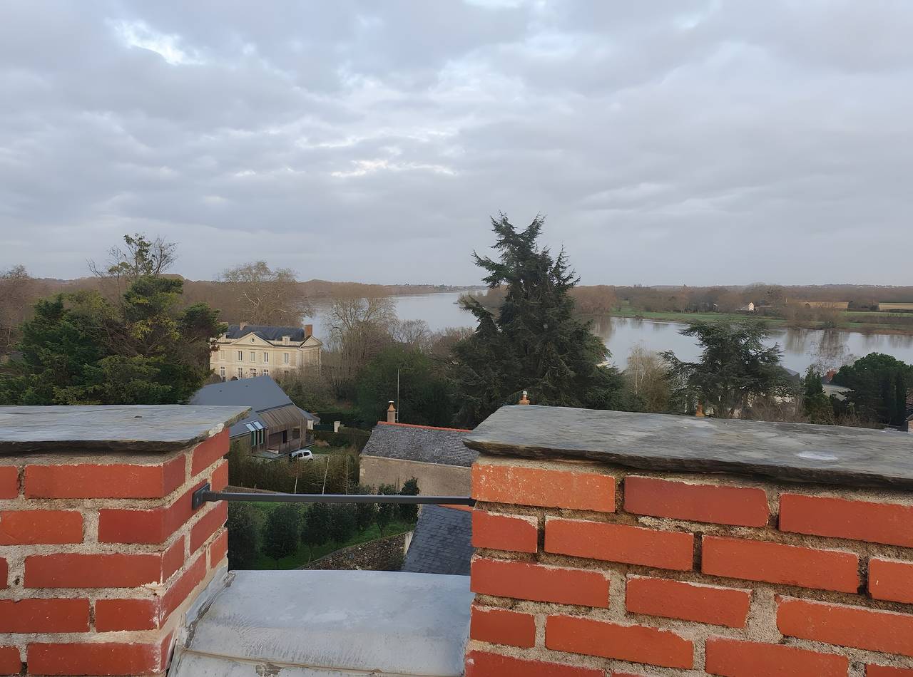 Casa Vacacional 'Tour-moulin' con Terraza Privada, Jardín Privado y Wi-Fi in Bouchemaine, Valle del Loira