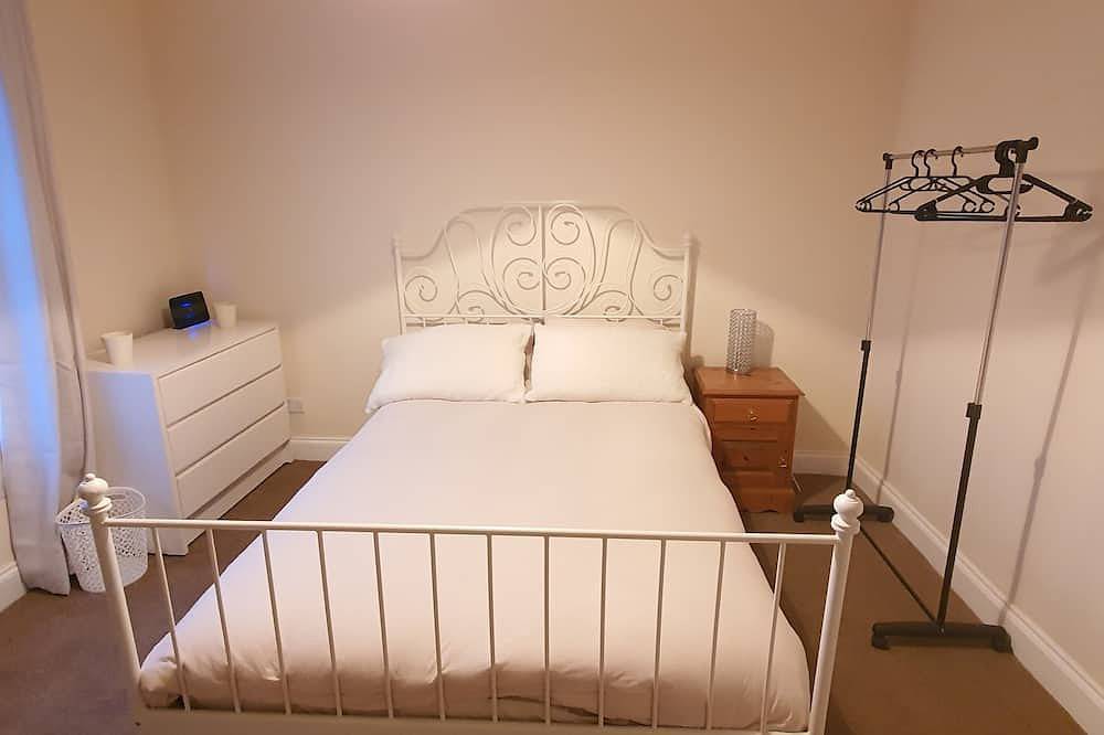 Entire apartment, Grace Apartments - Living Waters 2 in Ashford, Ashford region