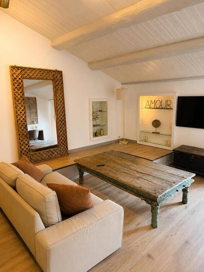 Hôtel pour 2 personnes, avec Terrasse et Jacuzzi ainsi que Jardin et Piscine à Taradeau - 3