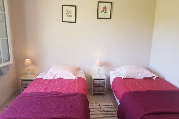 Location de vacances pour 4 personnes, avec jardin et terrasse à Moustiers-Sainte-Marie - 2