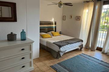 Villa pour 11 Personnes dans Bormes-les-Mimosas, Région de Toulon, Photo 3