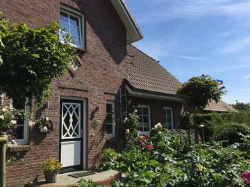 Ferienhaus für 8 Personen, mit Terrasse und Garten, mit Haustier in Oevenum