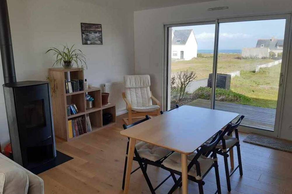 Maison neuve avec vue mer proche plage, spots de surf et de pêche in Saint-Guénolé, Penmarch