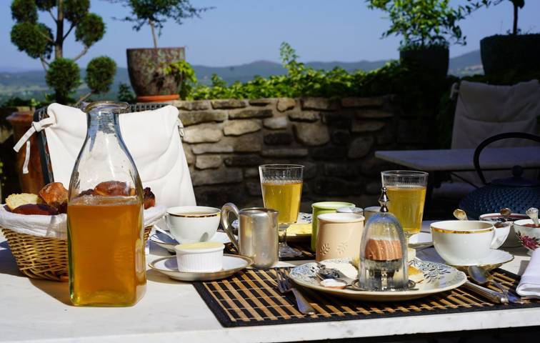 Location de vacances pour 2 personnes, avec piscine et jardin à Barjac - 3