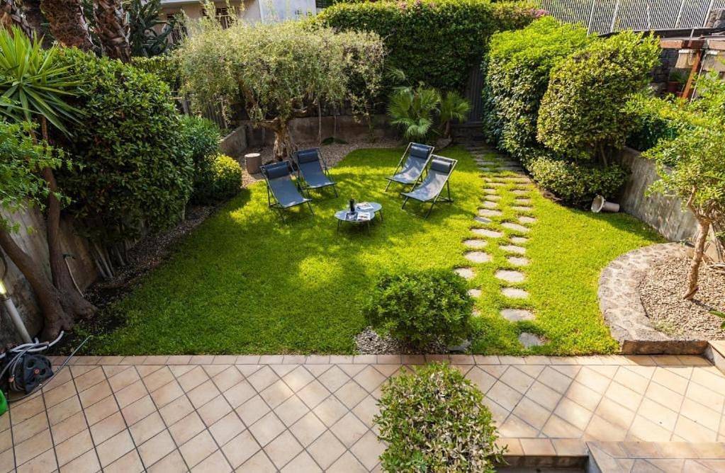 Villa with Sea View in Catania, Catania e dintorni