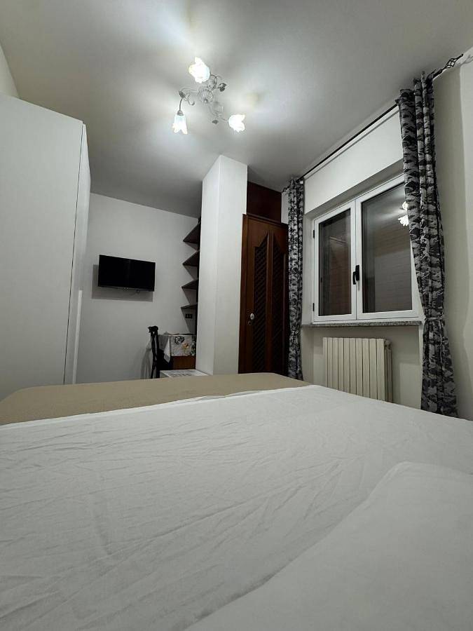 Chambre d’hôte pour 2 personnes, avec terrasse ainsi que jardin et vue à Lamezia Terme - 2