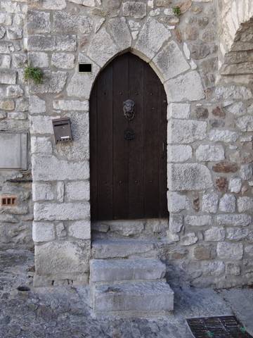 Gîte pour 4 personnes, avec terrasse à Ruoms