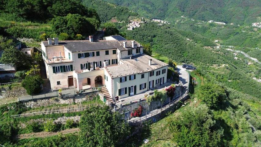Agriturismo voor 6 personen, with Terras and Tuin as well as Uitzicht in Levanto Gemeente