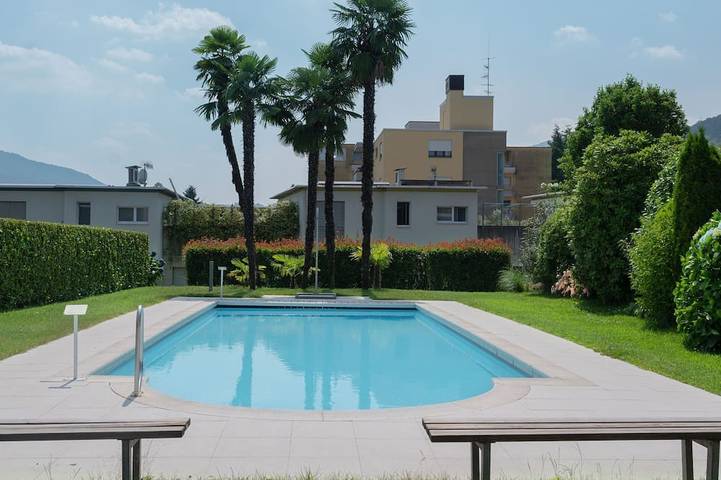 Ferienwohnung für 5 Personen, mit Balkon und Garten sowie Pool und Sauna