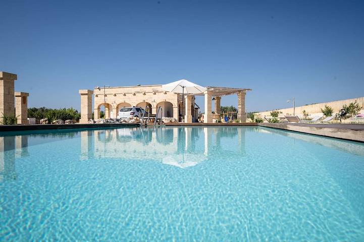 Villa für 5 Personen, mit Whirlpool und Terrasse sowie Garten in Tiggiano
