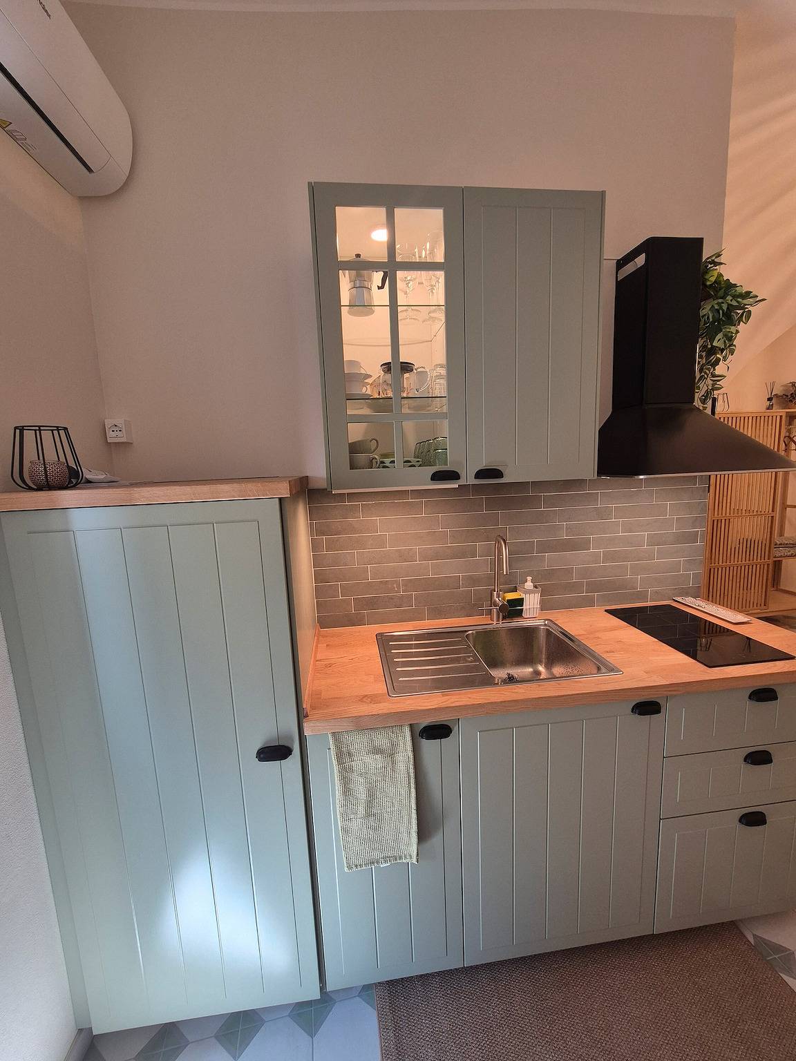 Apartamento entero, Apartamento 'La Tana Dei Marinai' con Wi-Fi y Aire Acondicionado in Bordighera, Riviera di Ponente