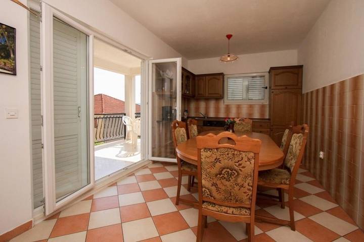 Maison d’hôte pour 3 personnes, avec terrasse ainsi que vue et jardin à Orebić - 3