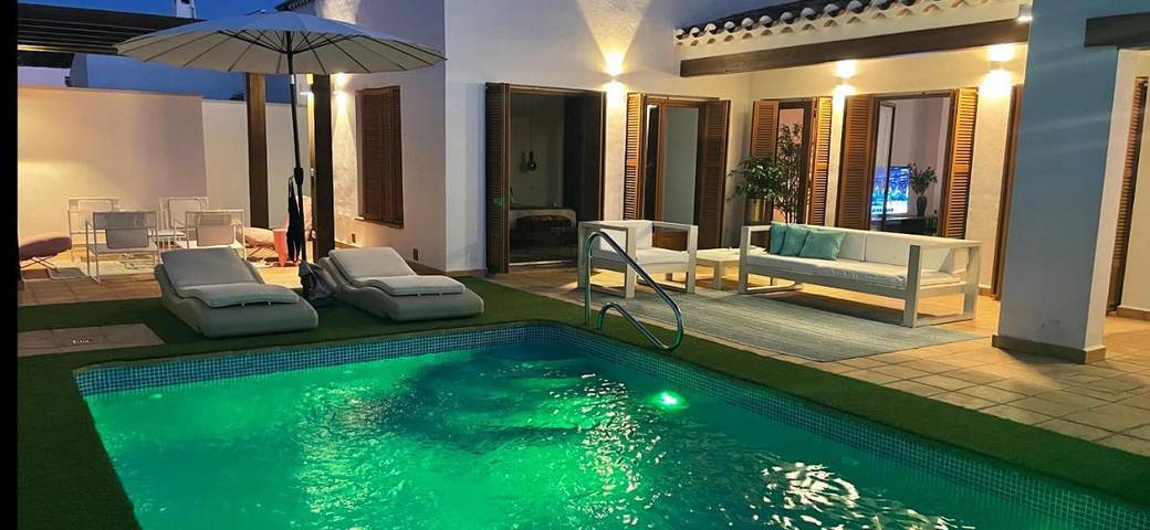 Chalet para 6 personas, con Jacuzzi además de Jardín y Piscina en Huerta de Murcia