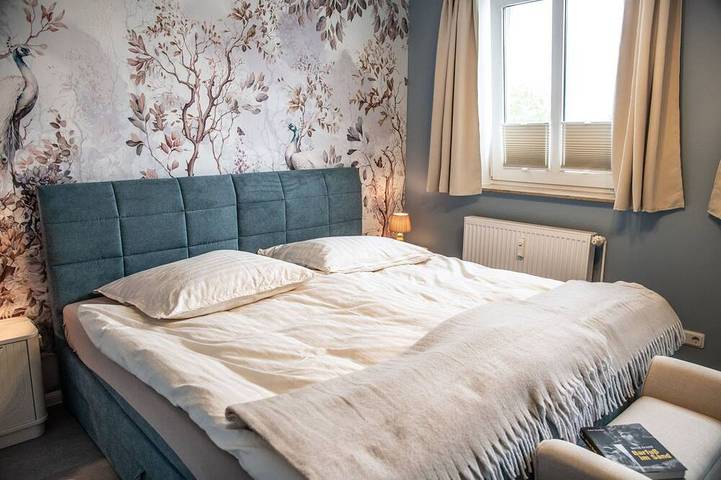 Appartamento intero, Newly renovated: 2-room apartment in villa district - close to the train station in Rostock, Rostock e dintorni