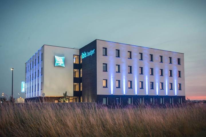 Hôtel pour 2 personnes, avec terrasse, animaux acceptés à Saint-Parres-aux-Tertres - 2