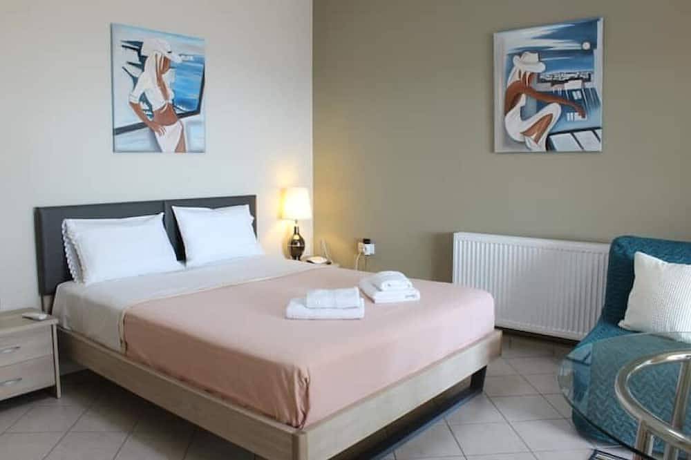 Geheel appartement, Lovely studio with beautiful garden in Kavala, Regio Kavala