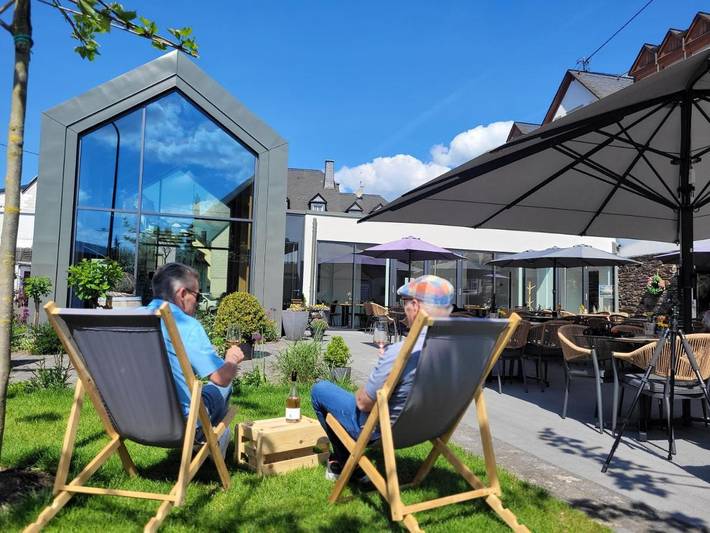Ferienhaus für 4 Personen, mit Terrasse und Garten sowie Ausblick in Lösnich