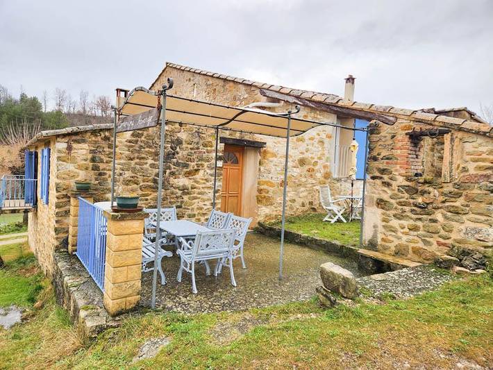 Gîte pour 5 personnes, avec Terrasse ainsi que Jardin et Vue