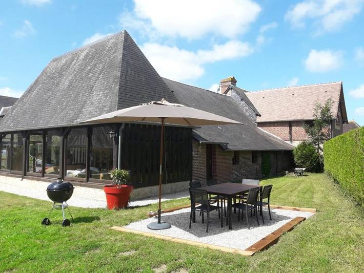Location de vacances pour 6 personnes, avec jardin à Beuvron-en-Auge - 3