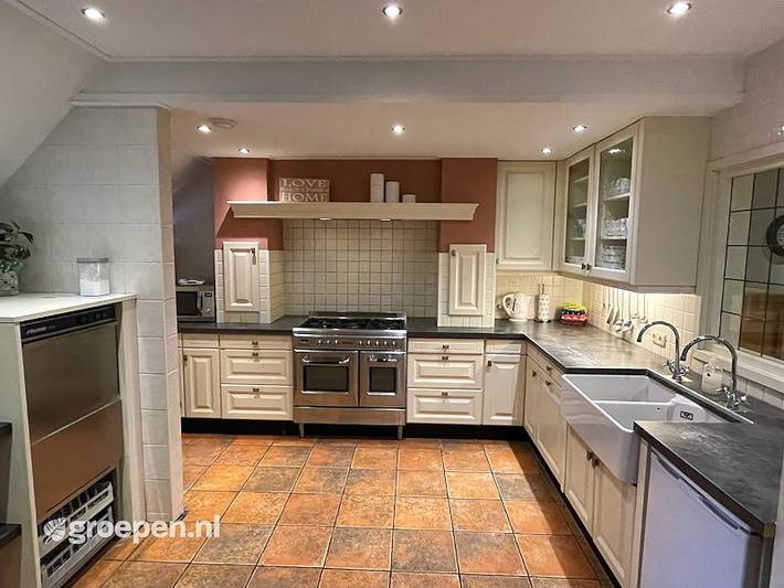 Ferienhaus für 52 Personen, mit Terrasse und Seeblick sowie Balkon/Terrasse in Drenthe - 4