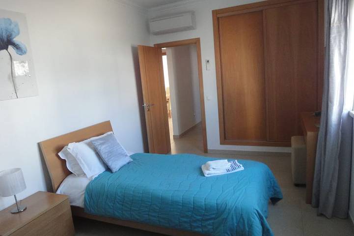 Ganze Wohnung, Modern ausgestattetes Apartment mit Blick auf den Naturpark Ria Formosa. Fuseta in Moncarapacho e Fuseta, Parque Natural da Ria Formosa