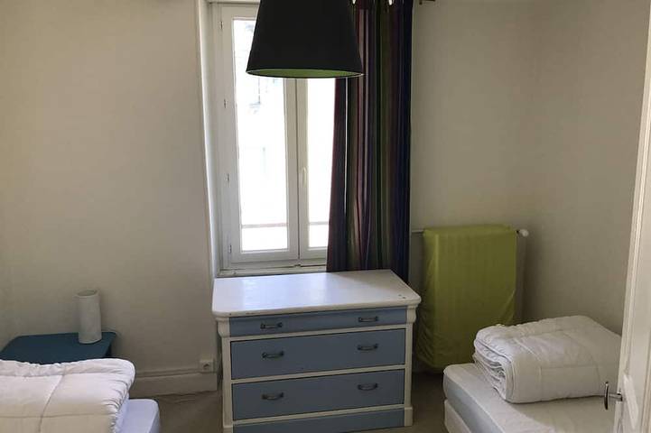 Gîte pour 4 personnes, avec terrasse ainsi que piscine et jardin à Saint-Nectaire - 4