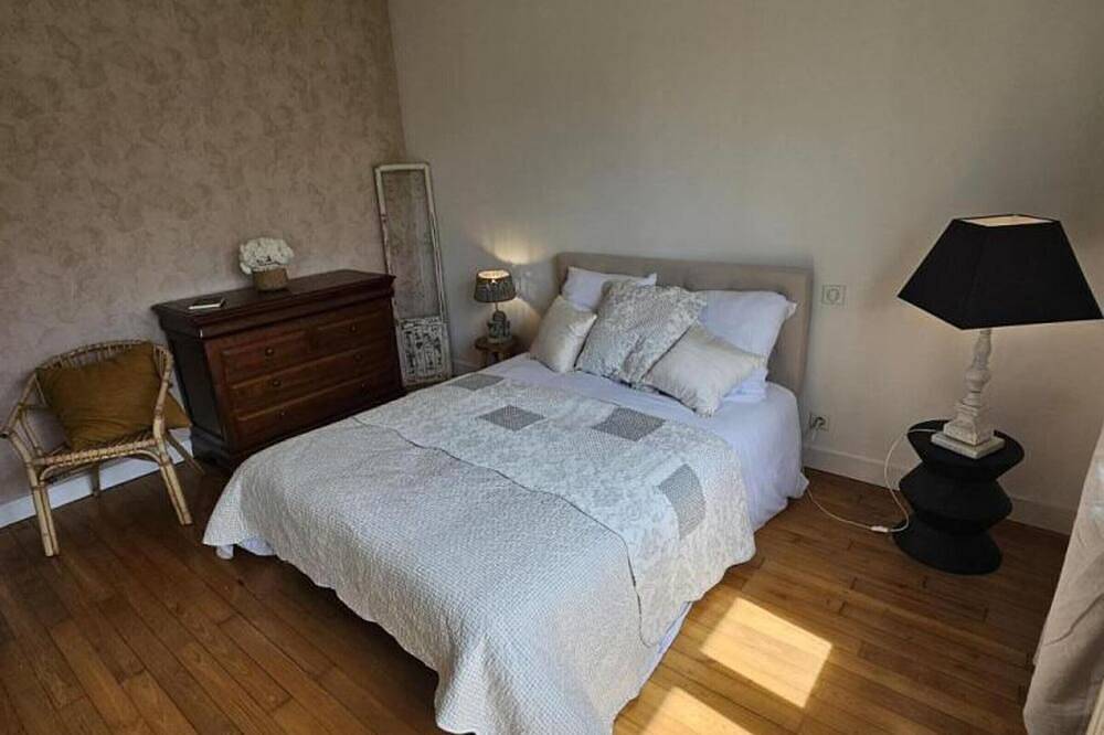Ganze Wohnung, Moderne Wohnung mit Kathedralenblick - 4 Pers. in Périgueux, Périgord Blanc