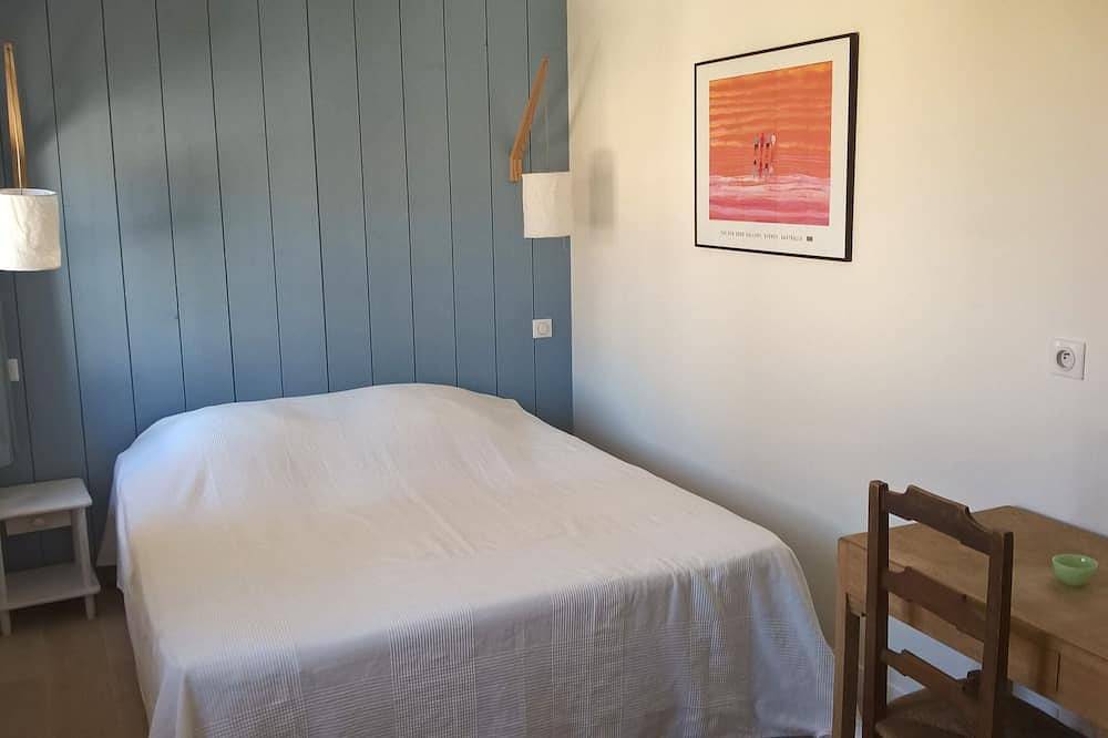 Maison de village de charme avec jolie cour, 8 couchages in Ars-en-Ré, Île de Ré