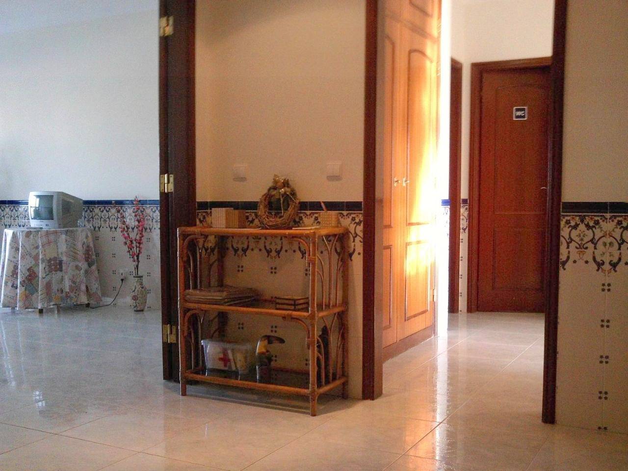 Apartamento de férias inteiro, Twin Room with Shared Bathroom in Corroios, Halbinsel von Setúbal
