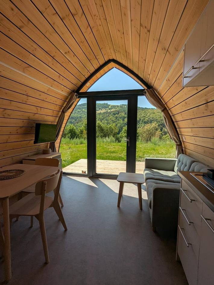 Gîte pour 4 personnes, avec terrasse - 1