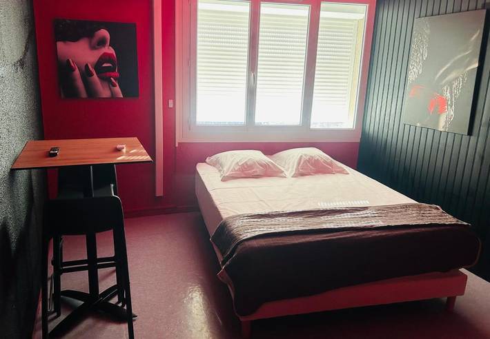 Hôtel pour 2 personnes, avec terrasse à Nissan-lez-Enserune
