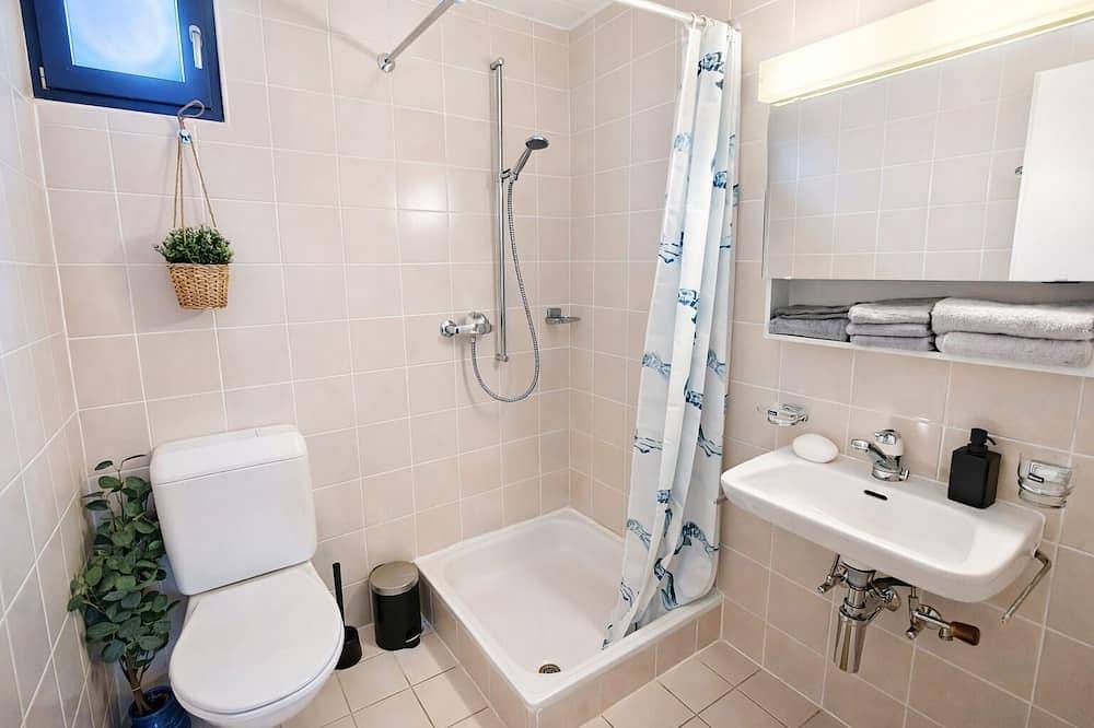 Apartamento entero, Bright studio with terrace - 30 min from Verbier - free parking in Martigny (Valais), Alpes del Valais