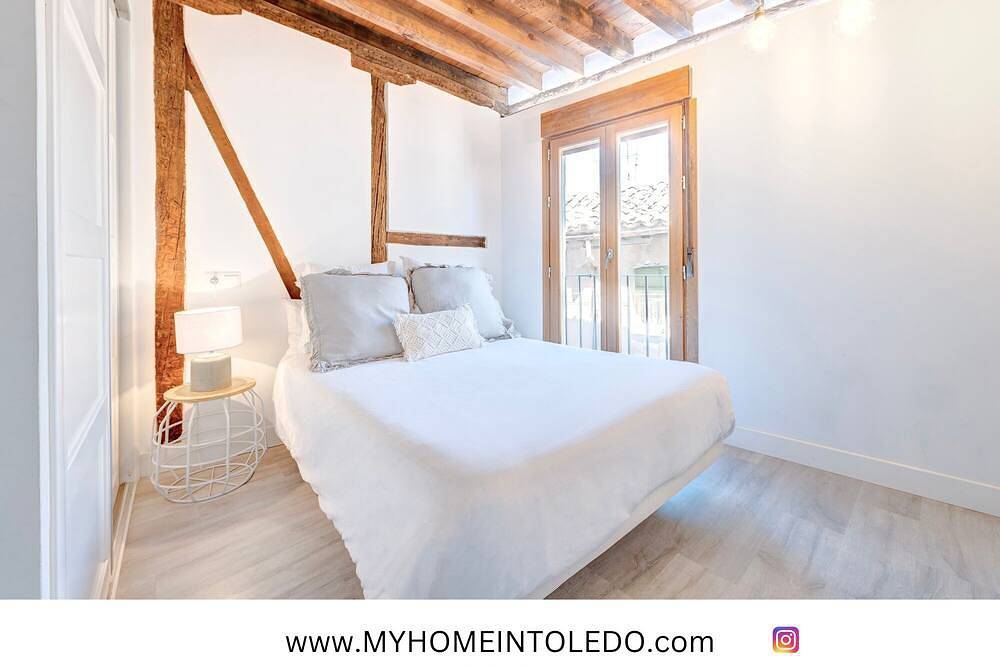 Entire apartment, ~Silver~ by myhomeintoledo.com in Toledo, Toledo Province