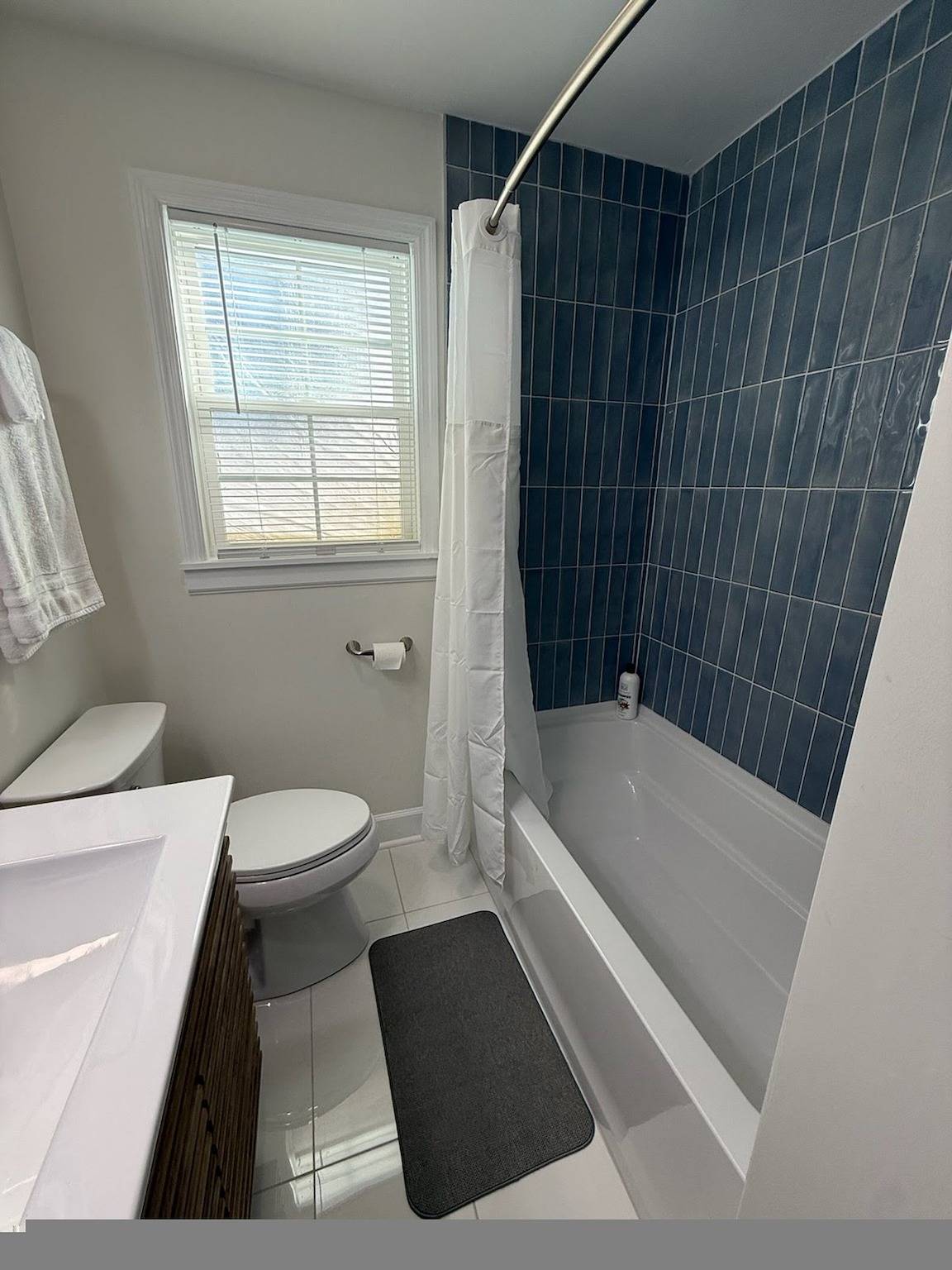Appartement entier, New & Cozy Durham 2 Bedroom Home A in Durham (NC), Comté de Durham (États-Unis)