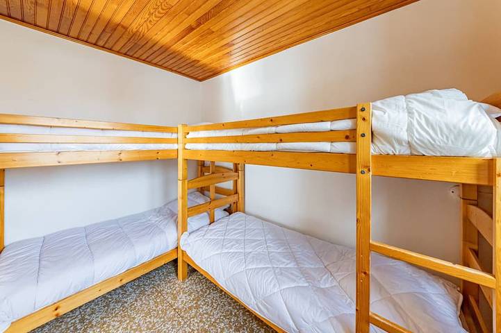 Gîte pour 6 personnes, avec balcon dans Office De Tourisme De Saint Francois Longchamp - 2