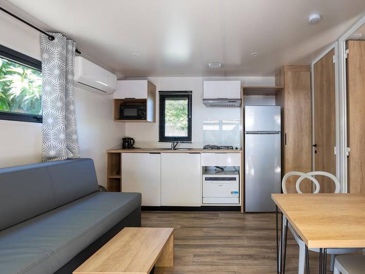 Mobil home pour 2 personnes, avec bassin pour enfant à Sisteron - 4