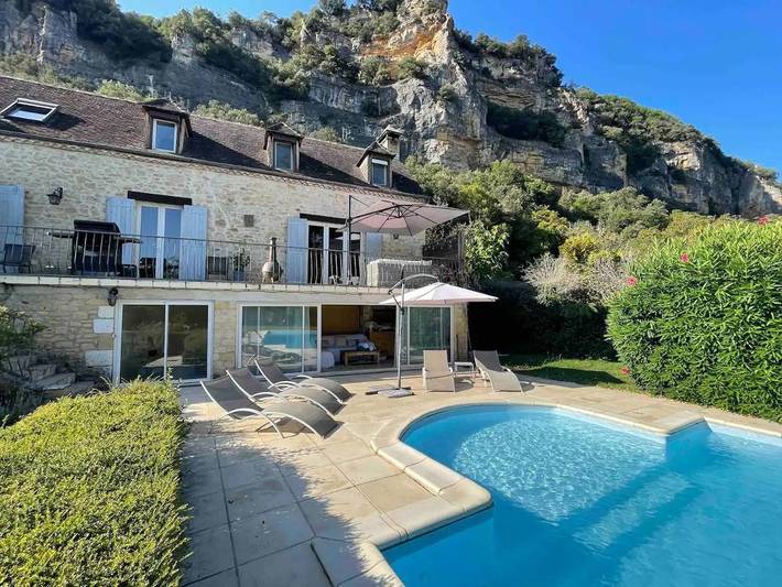 Location de vacances pour 6 personnes, avec piscine et jardin ainsi que terrasse et vue dans Jardins de Marqueyssac - 4
