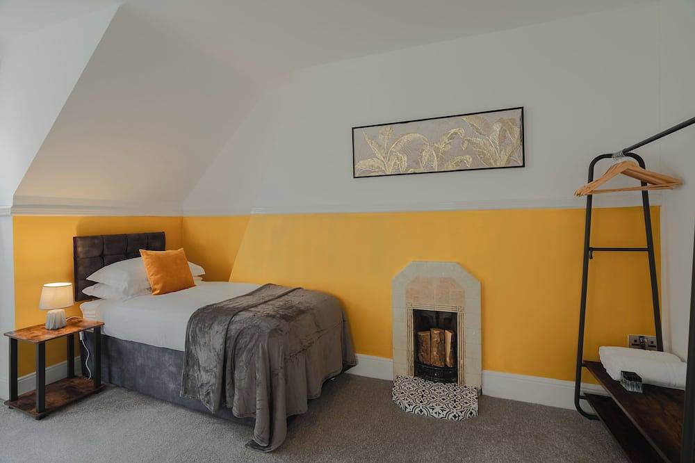 Central Banbury stay comfy and spacious for groups in Banbury, Oxfordshire