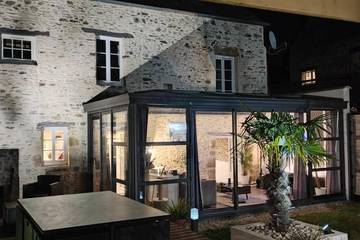 Gîte pour 6 personnes, avec jardin à Donnay