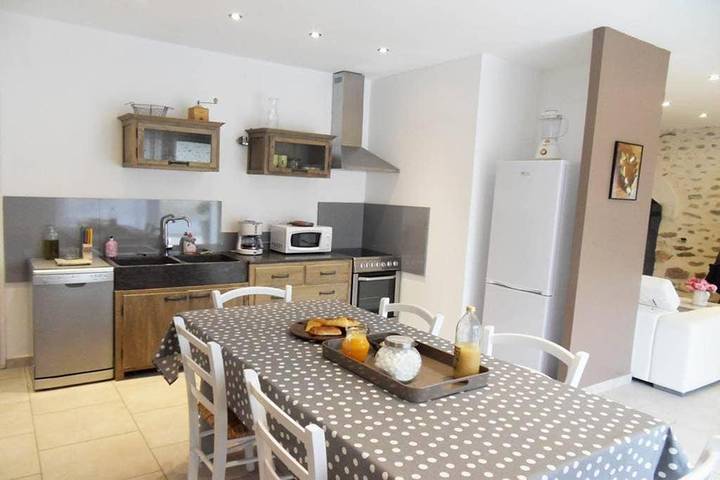 Maison de vacances pour 6 personnes, avec vue ainsi que jardin et piscine