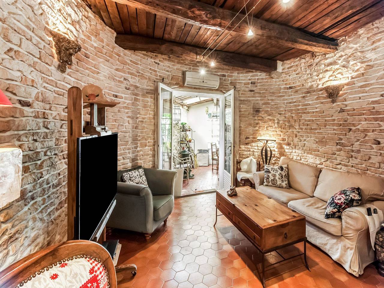Ferienhaus in Lorgues mit Pool und Terrasse in Lorgues, Draguignan Region