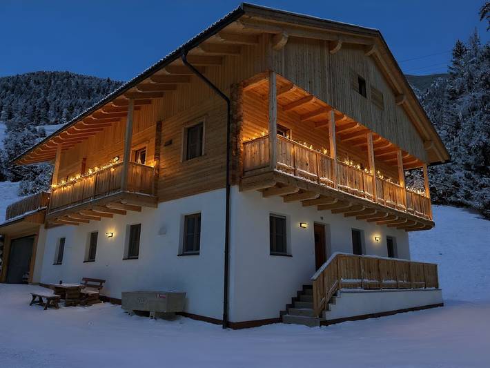 Ferienwohnung für 6 Personen, mit Balkon und Ausblick in Weitental