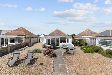Bungalow for 6 People in Pevensey, East Sussex, Photo 1