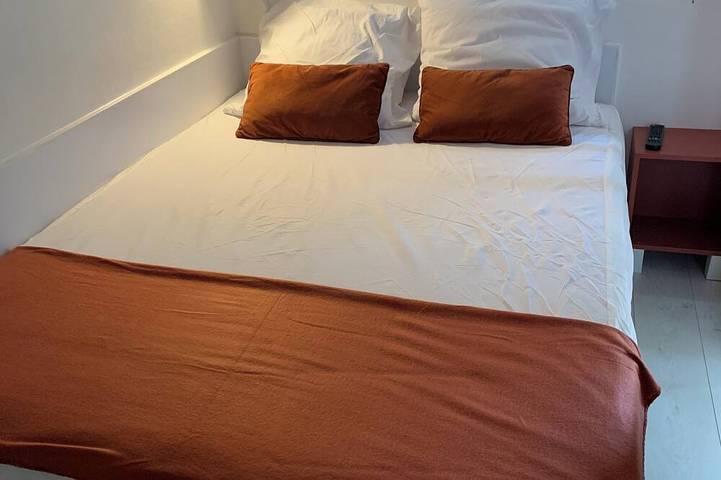 Hôtel pour 4 personnes, avec piscine ainsi que jardin et jacuzzi dans Golf De Cap Esterel - 3