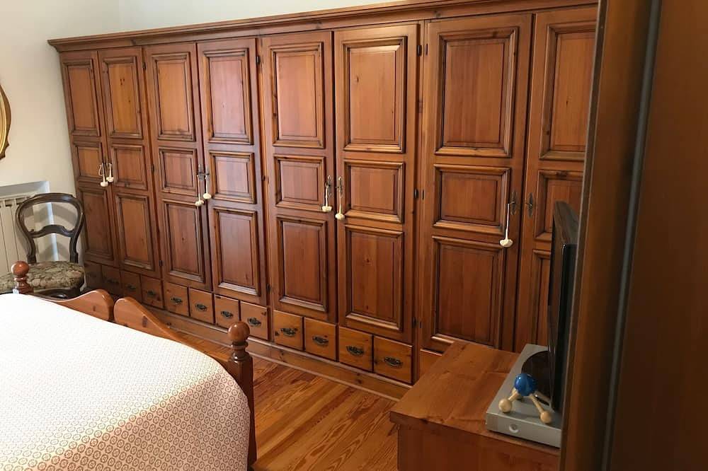 90 m² Komfort, nur wenige Schritte vom See entfernt, im historischen Zentrum von Suna in Verbania, Comune di Verbania
