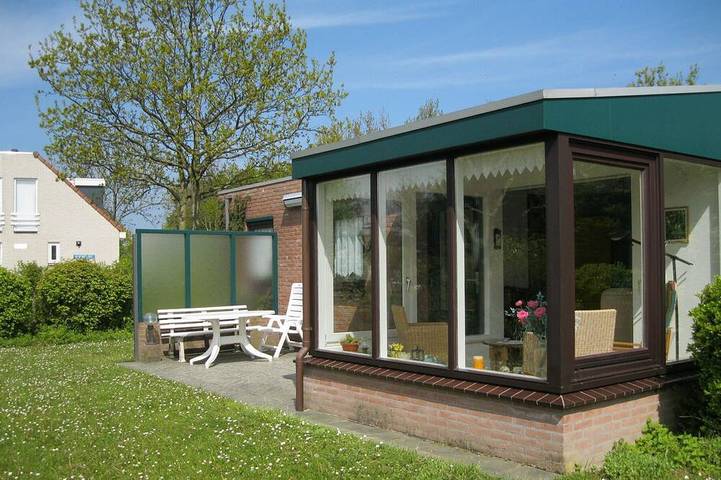 Ferienhaus für 5 Personen, mit Terrasse und Garten, mit Haustier in Vrouwenpolder