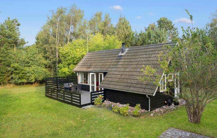 Ferienhaus für 6 Personen mit Terrasse in Overby Lyng, Sjællands Odde