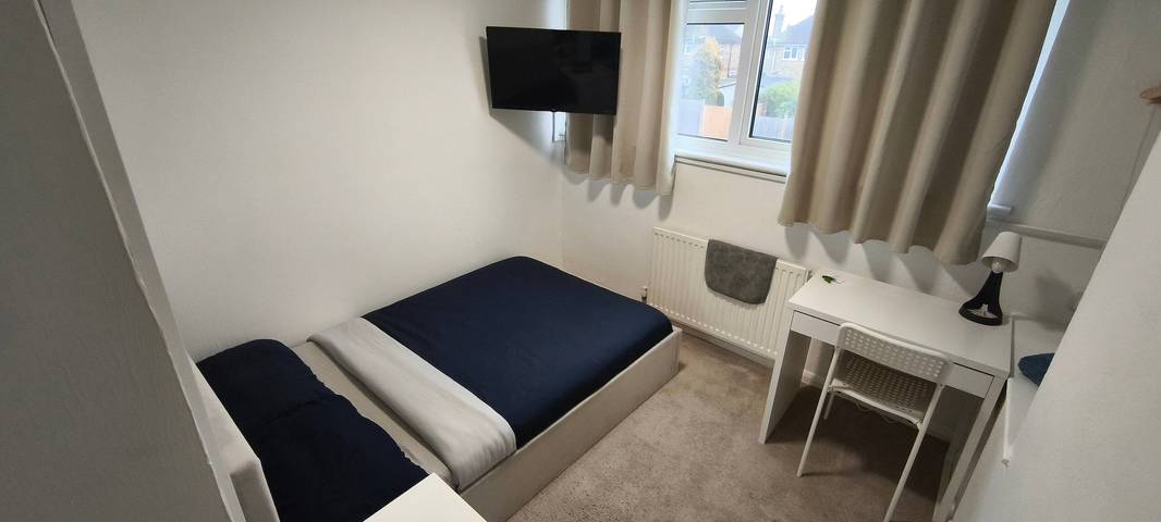 Petite chambre double dans une maison calme - Chelmsford in Broomfield (Essex), Chelmsford