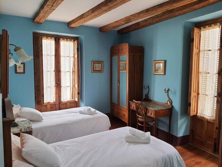 Casa rural para 4 personas, con Terraza además de Jardín y Vistas en La Jacetania - 2